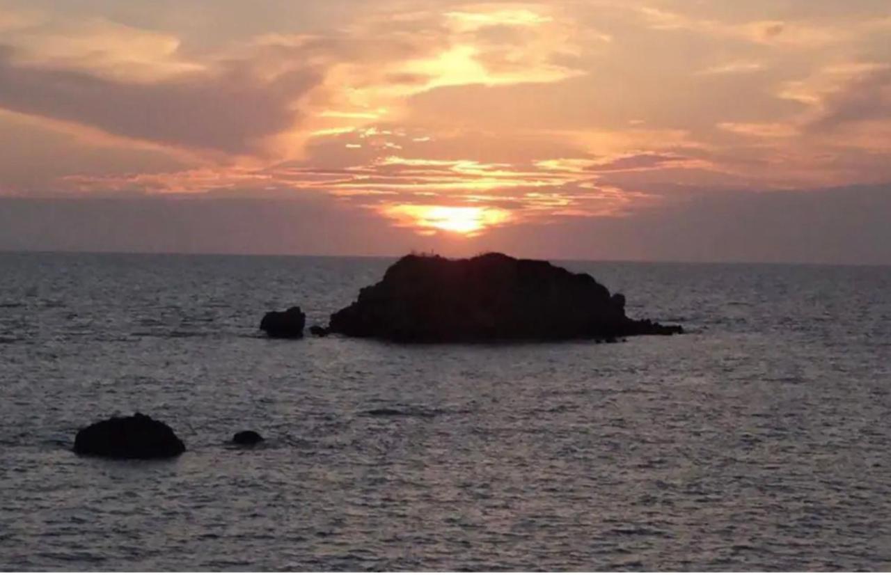 Stefanias Prasoudi Beach Ágios Matthaíos エクステリア 写真
